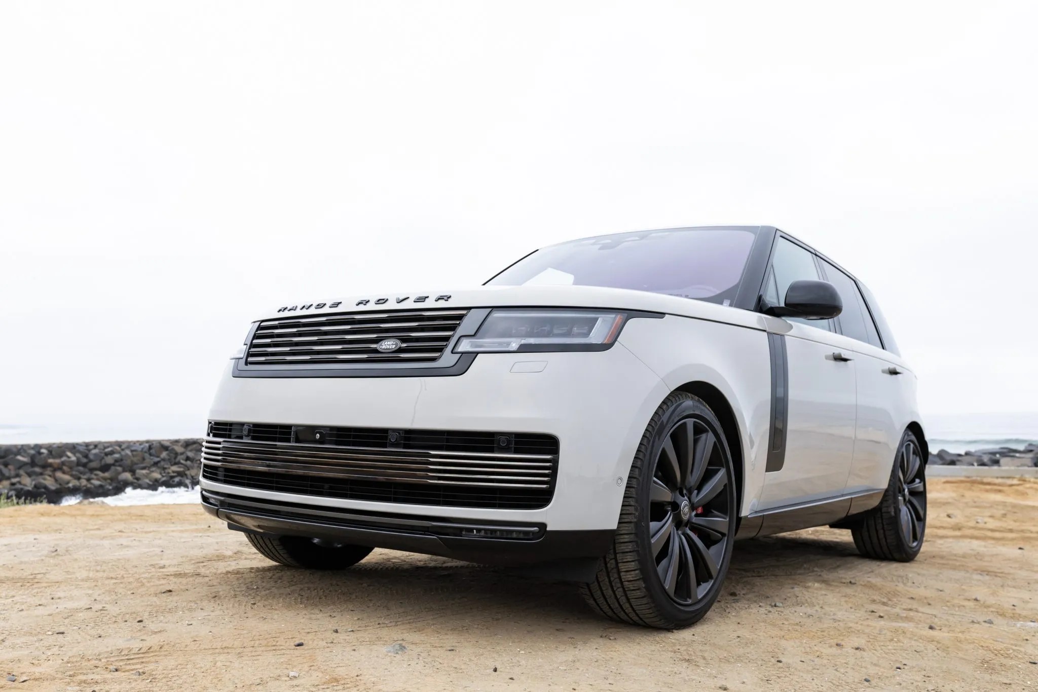 2023 Land Rover Range Rover SV