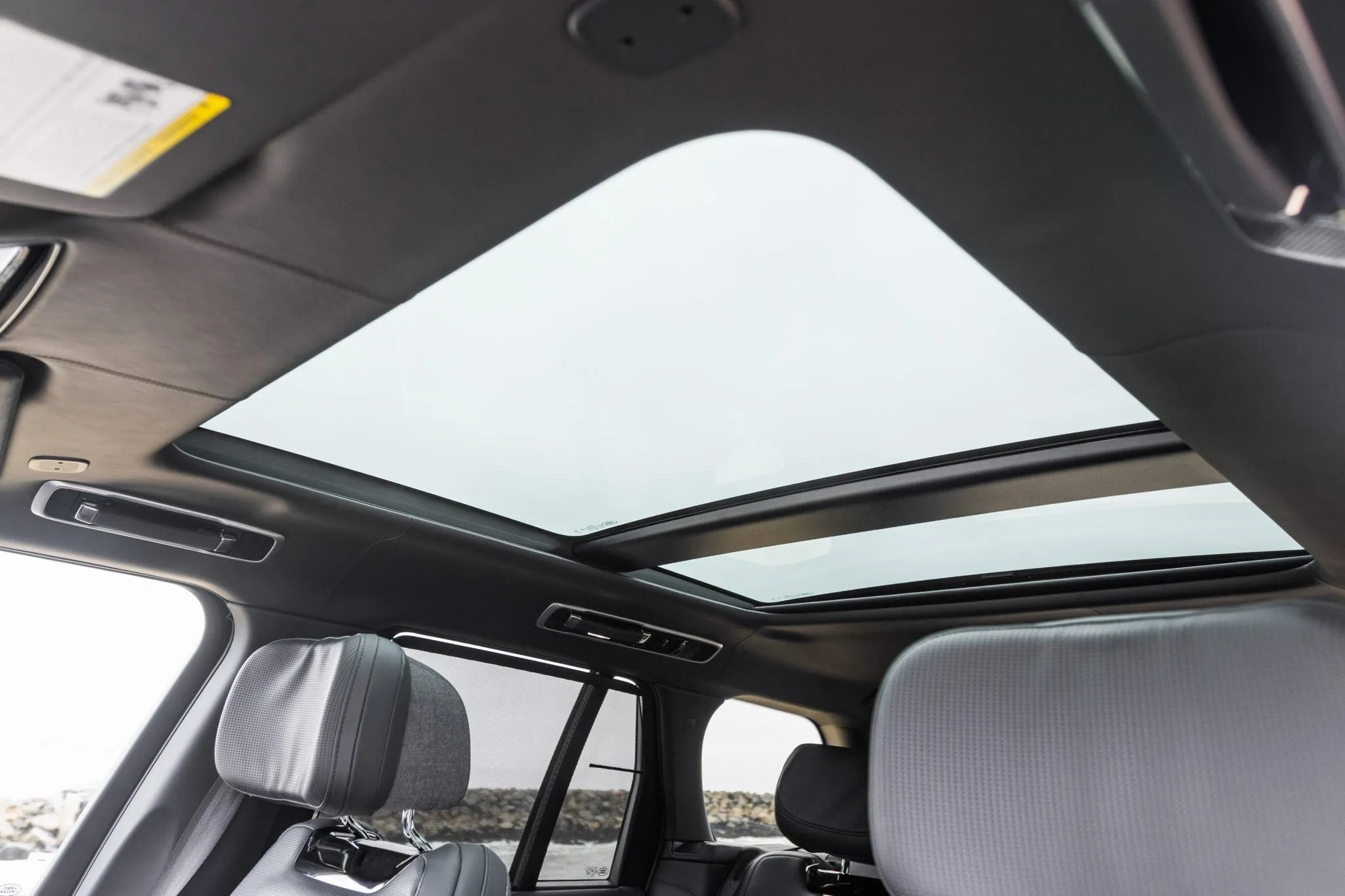 2023 Land Rover Range Rover SV