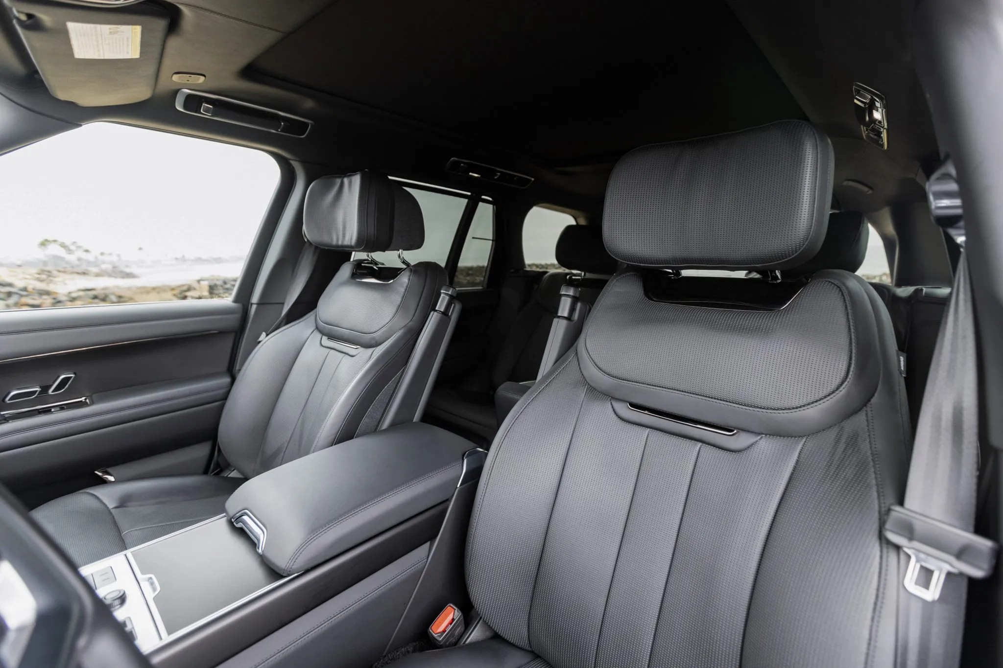 2023 Land Rover Range Rover SV
