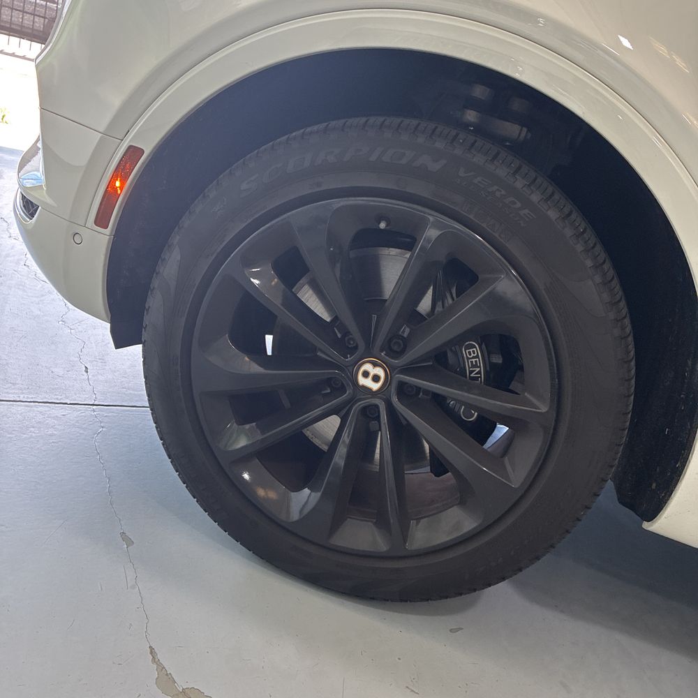 2020 Bentley Bentayga V8