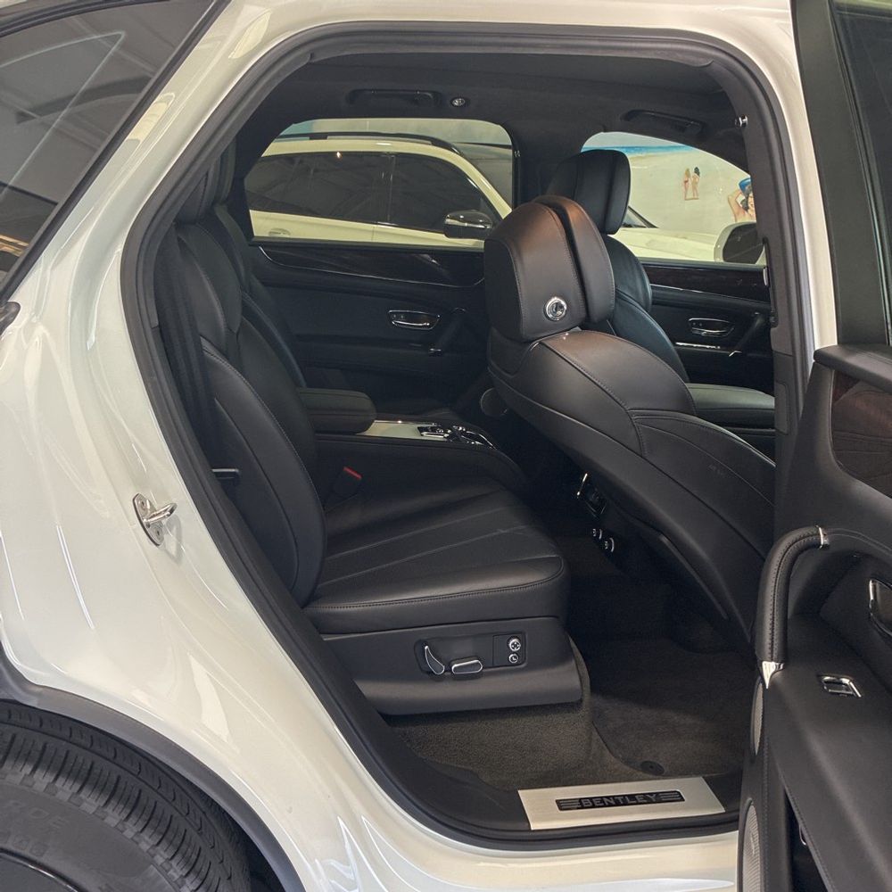 2020 Bentley Bentayga V8