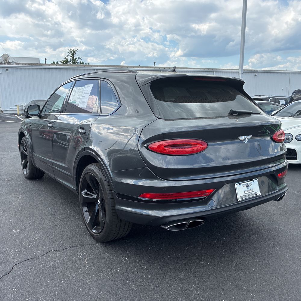 2022 Bentley Bentayga V8