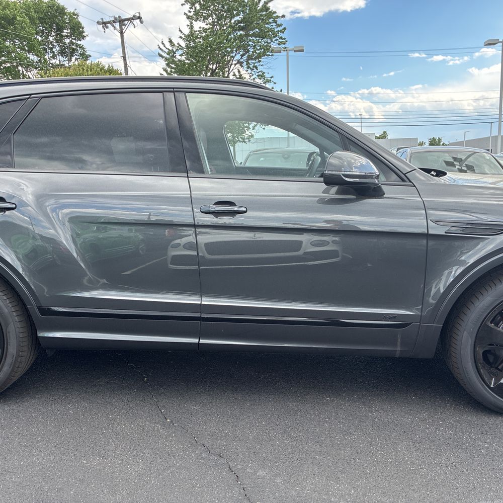 2022 Bentley Bentayga V8