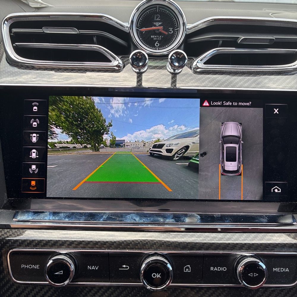 2022 Bentley Bentayga V8