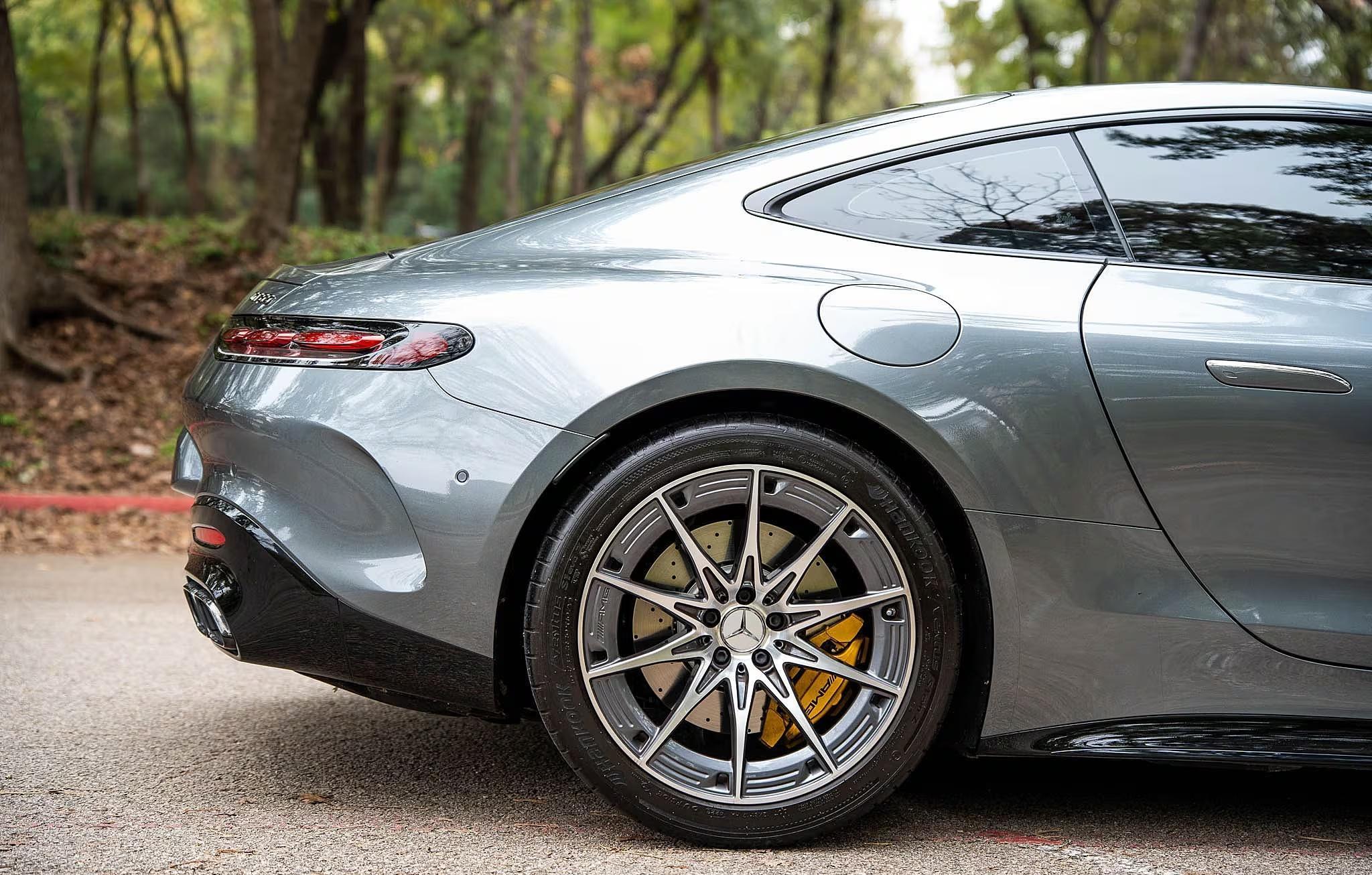 2024 Mercedes-Benz AMG GT 55
