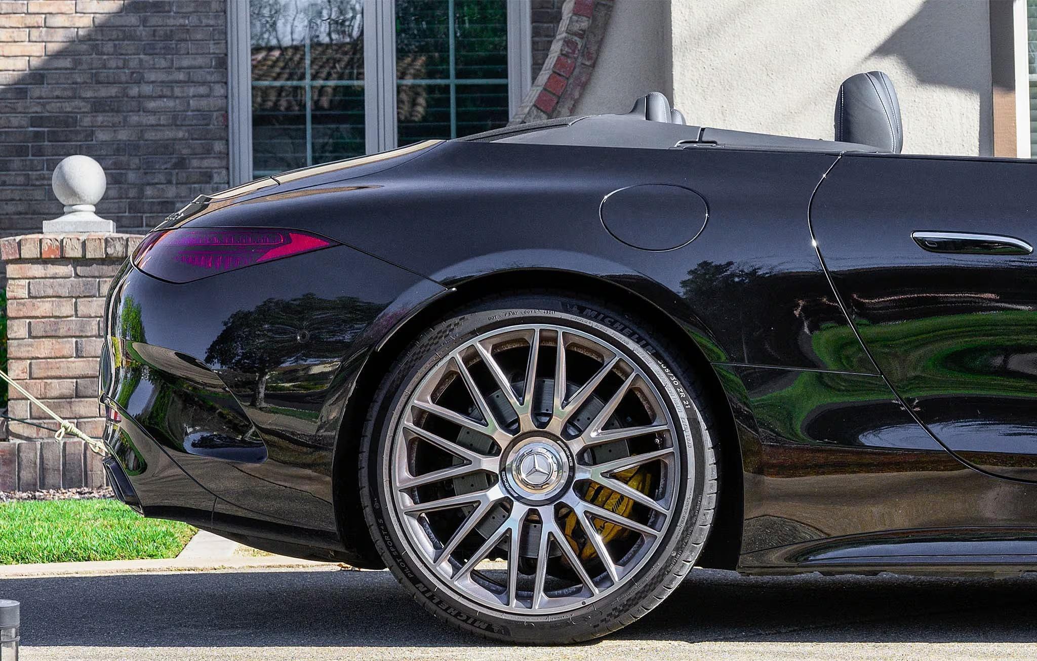 2022 Mercedes-Benz SL63 AMG