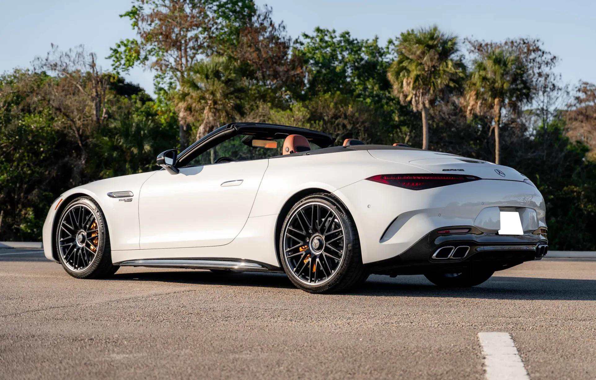 2022 Mercedes-AMG SL63