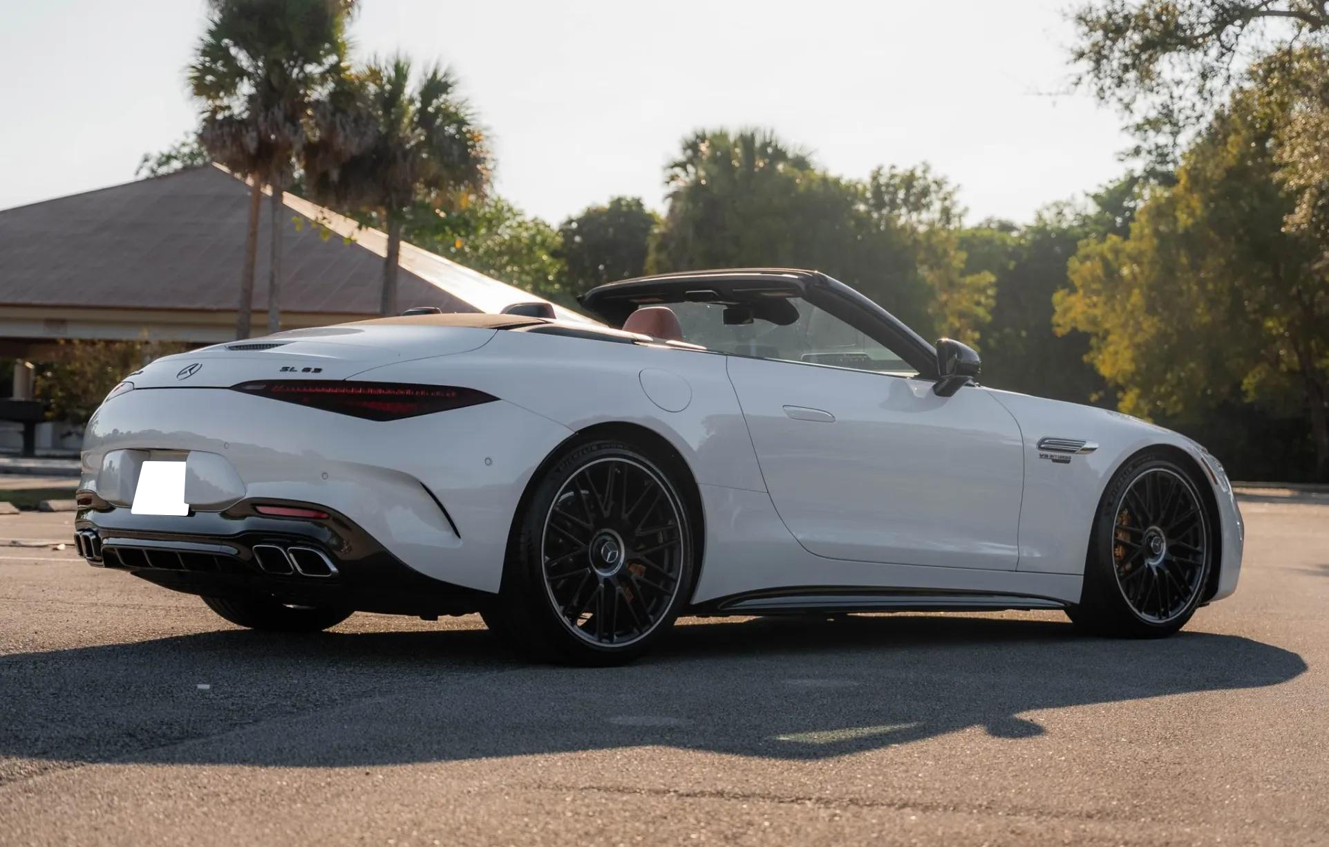 2022 Mercedes-AMG SL63