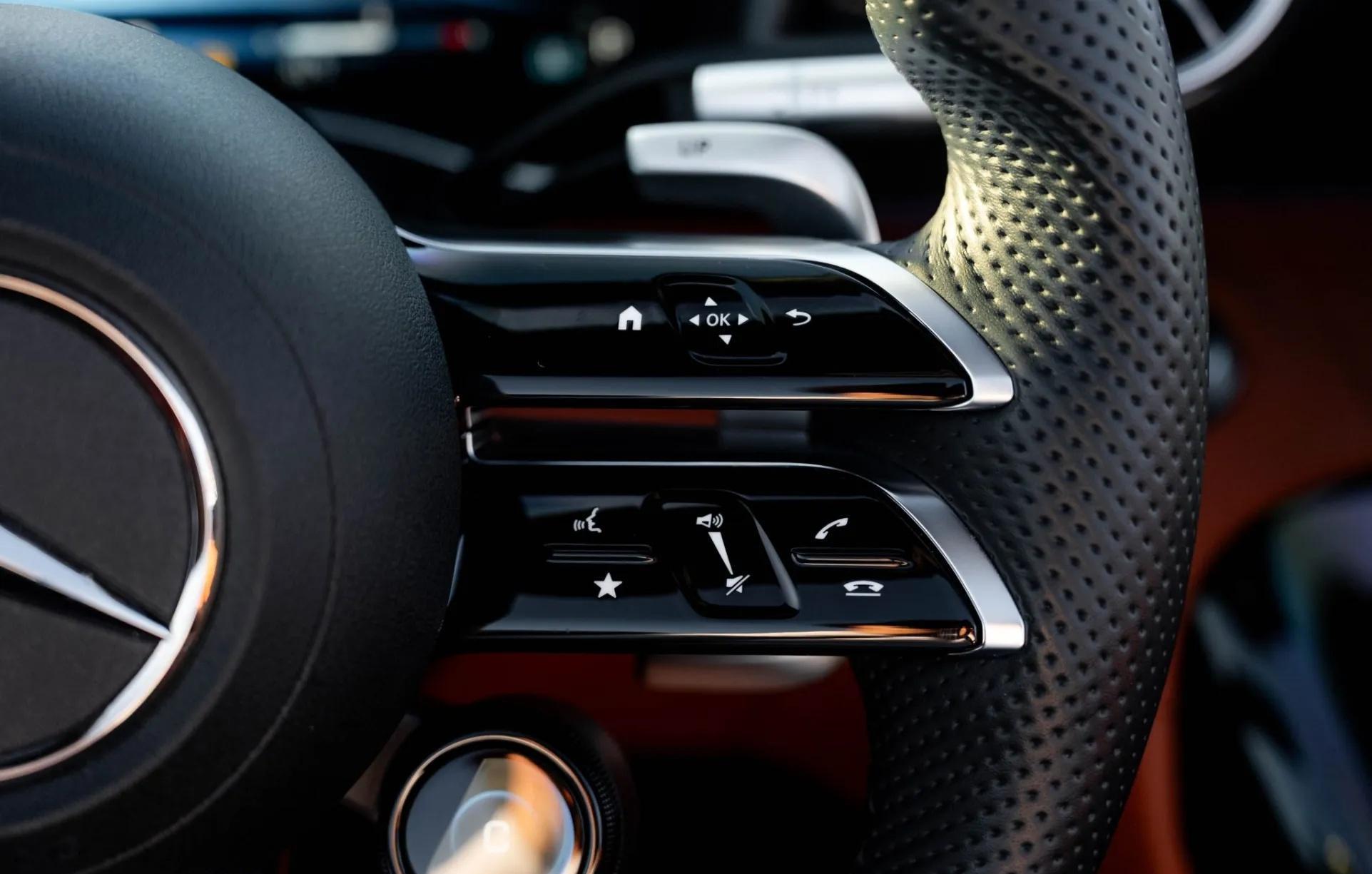 2022 Mercedes-AMG SL63