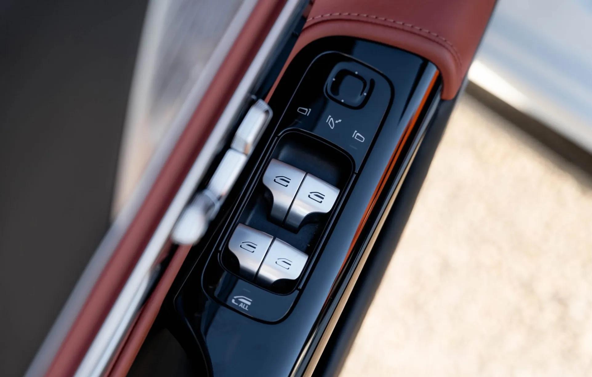 2022 Mercedes-AMG SL63