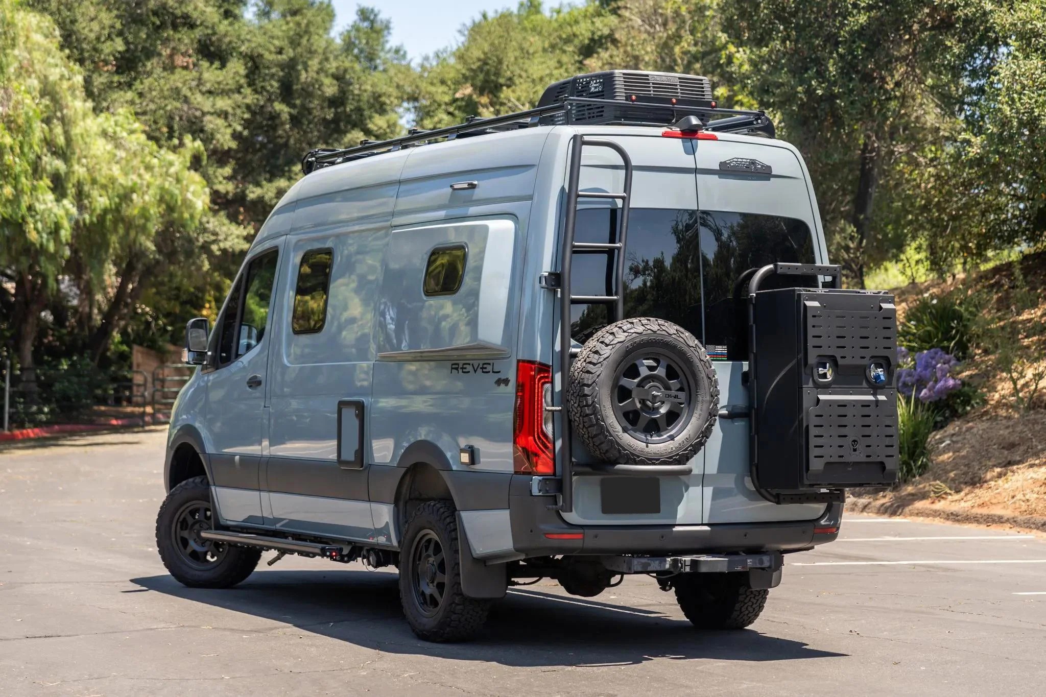 2023 Winnebago Revel