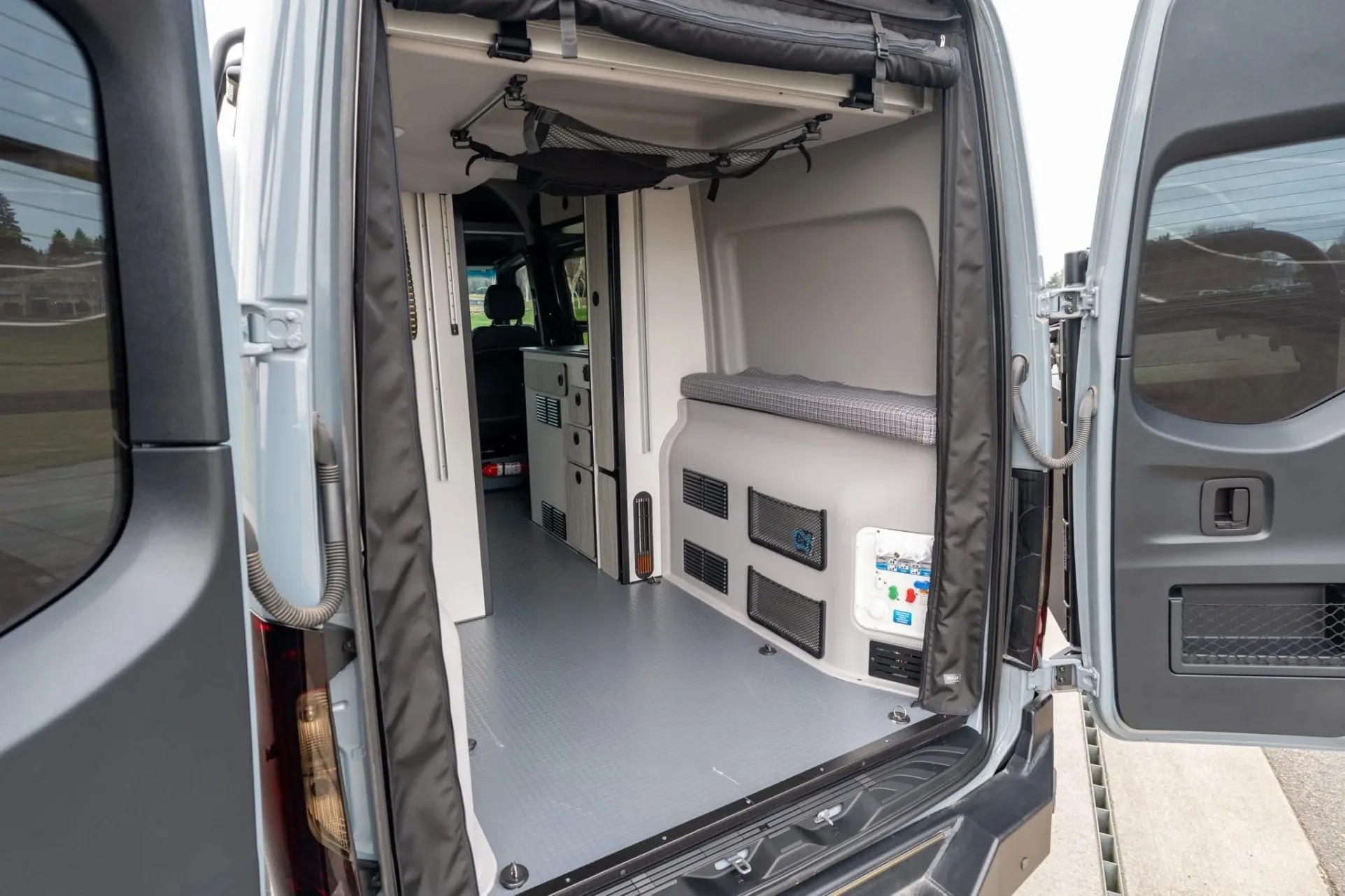 2022 Winnebago Revel