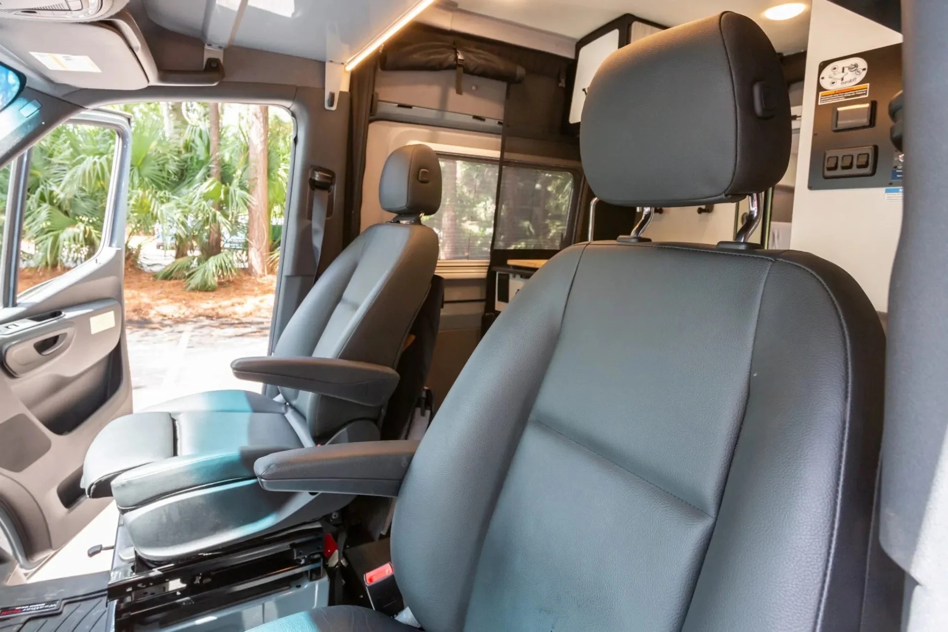 2021 Mercedes-Benz Sprinter 2500