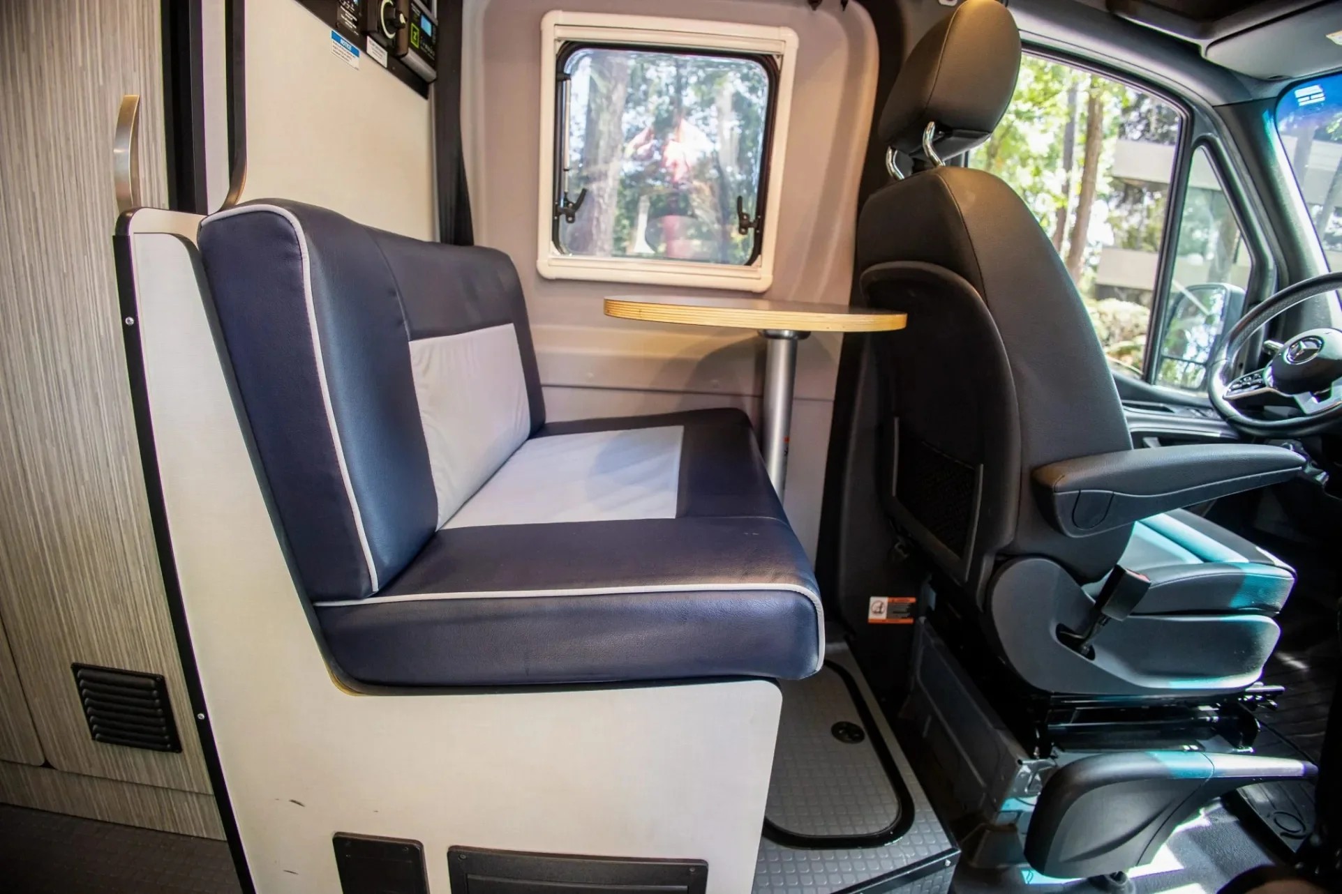 2021 Mercedes-Benz Sprinter 2500