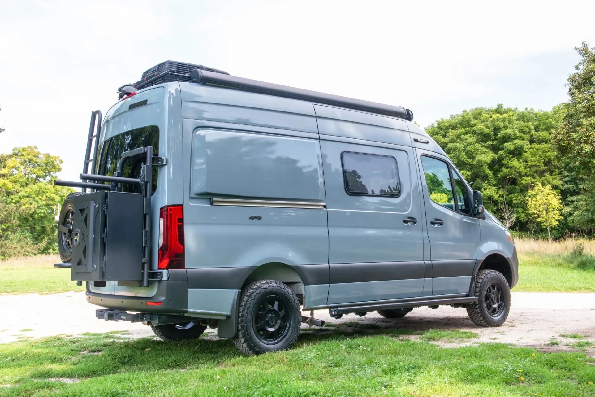 2021 Winnebago Revel