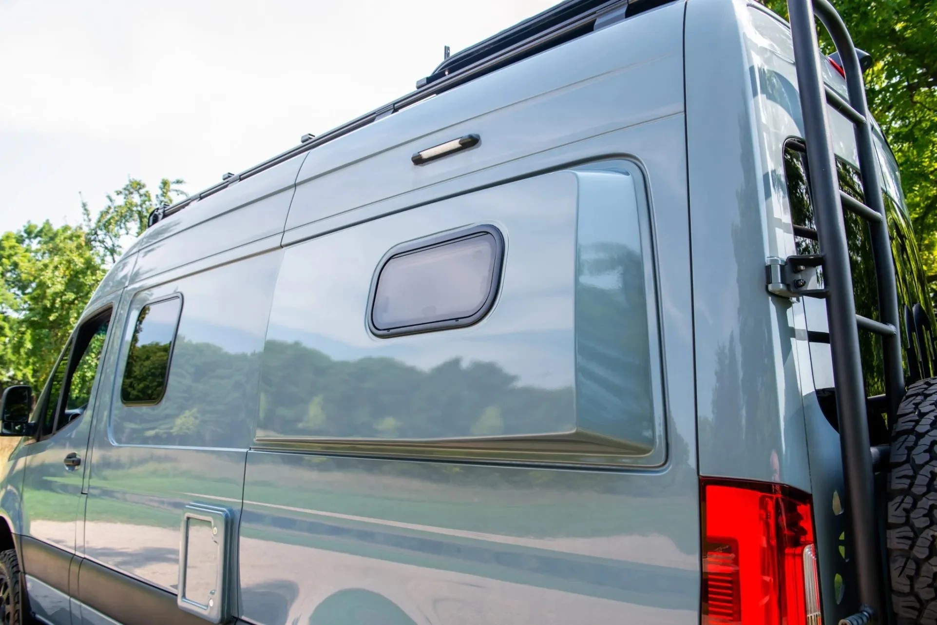 2021 Winnebago Revel