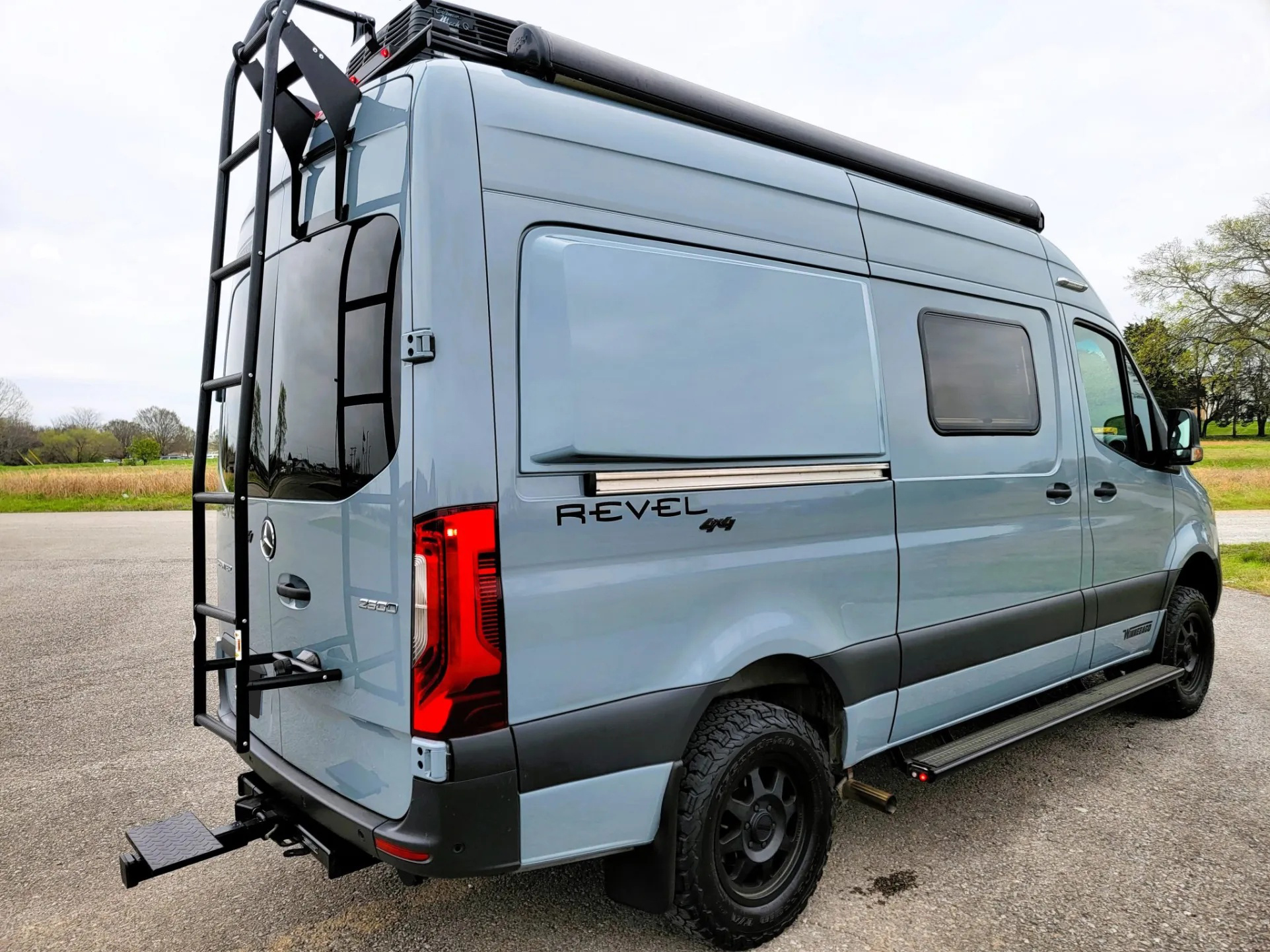 2021 Winnebago Revel