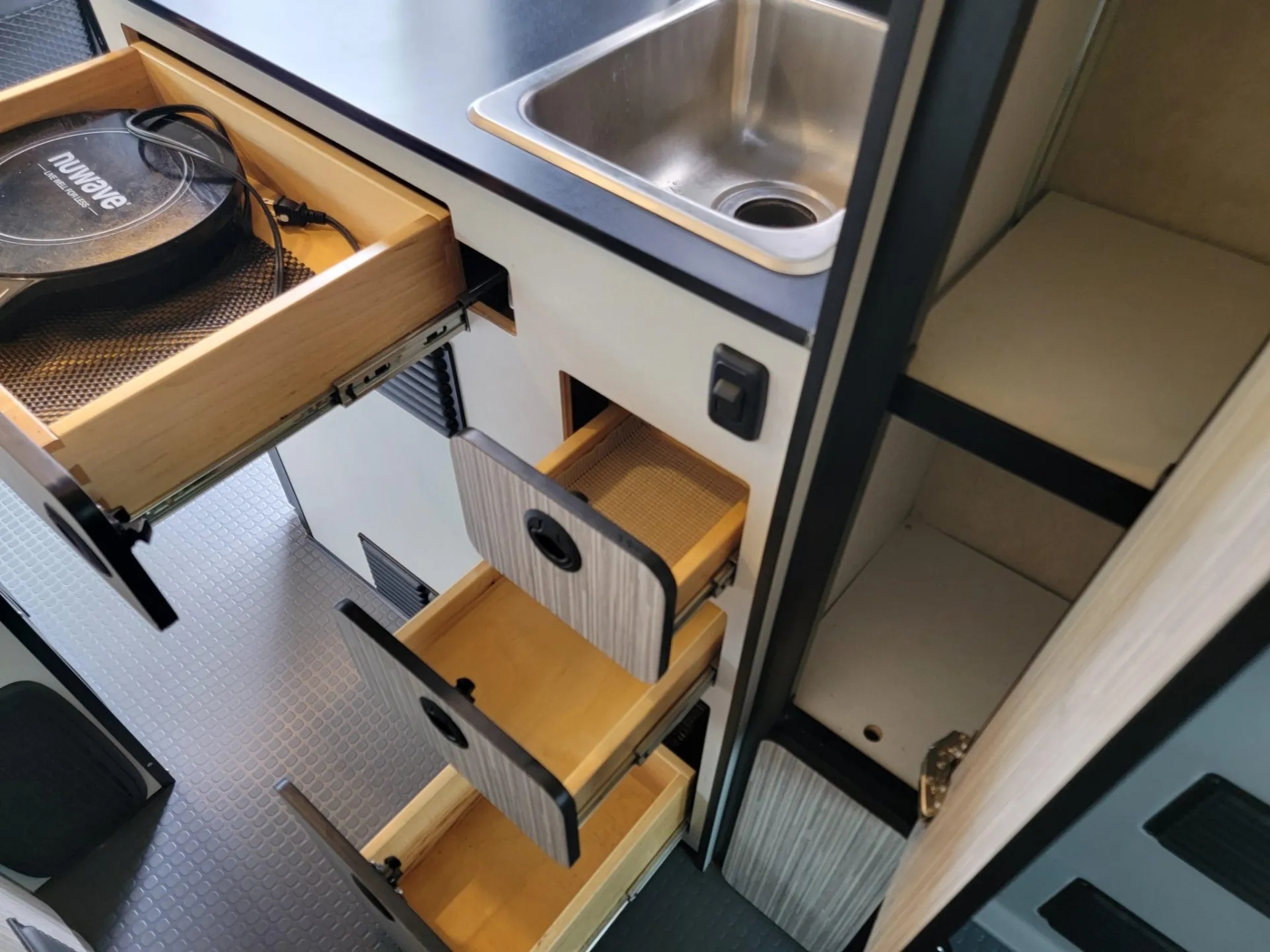 2021 Winnebago Revel