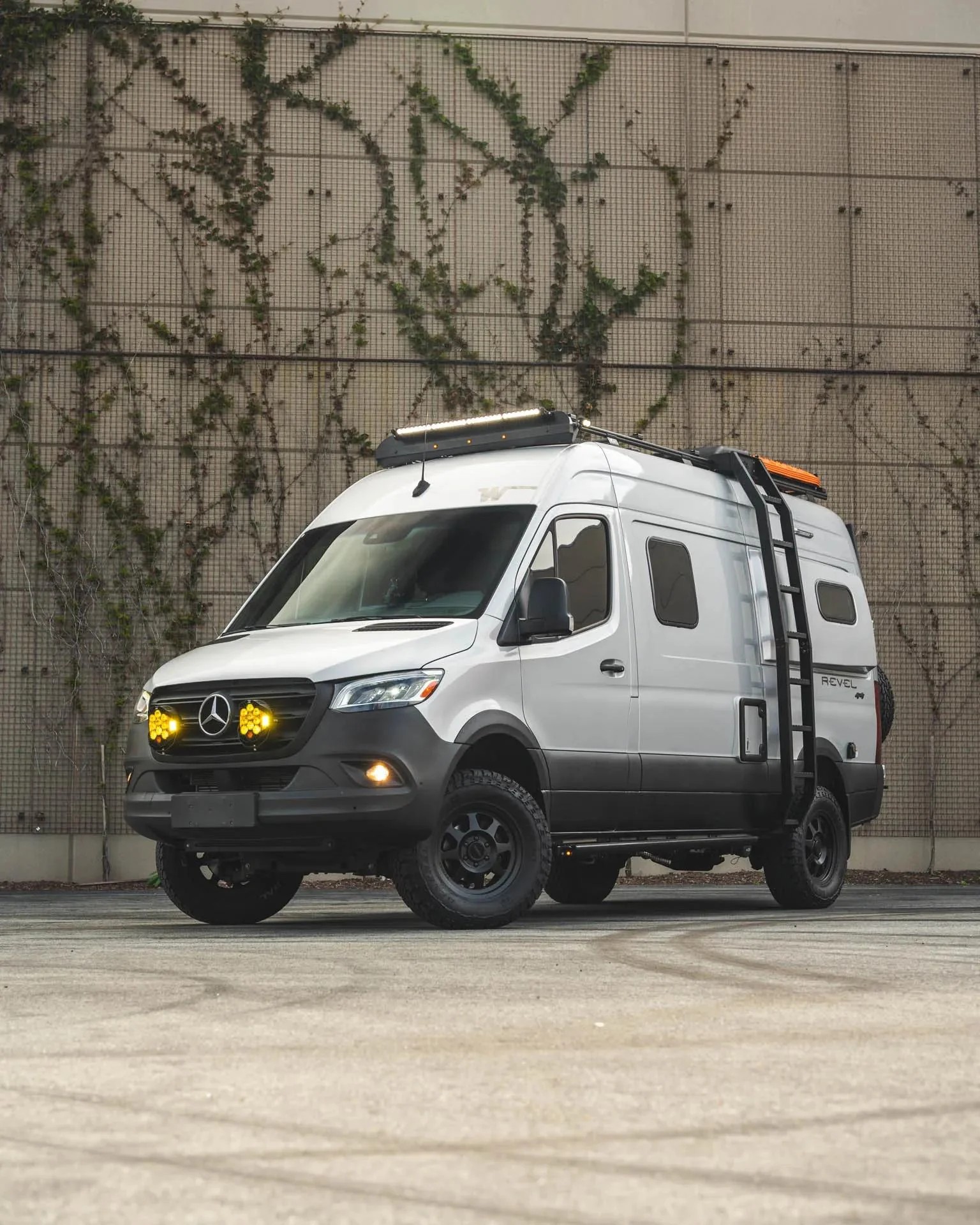2021 Winnebago Revel