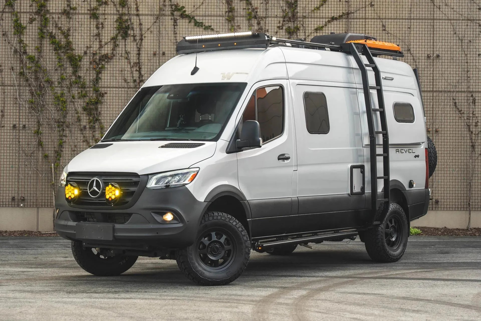 2021 Winnebago Revel