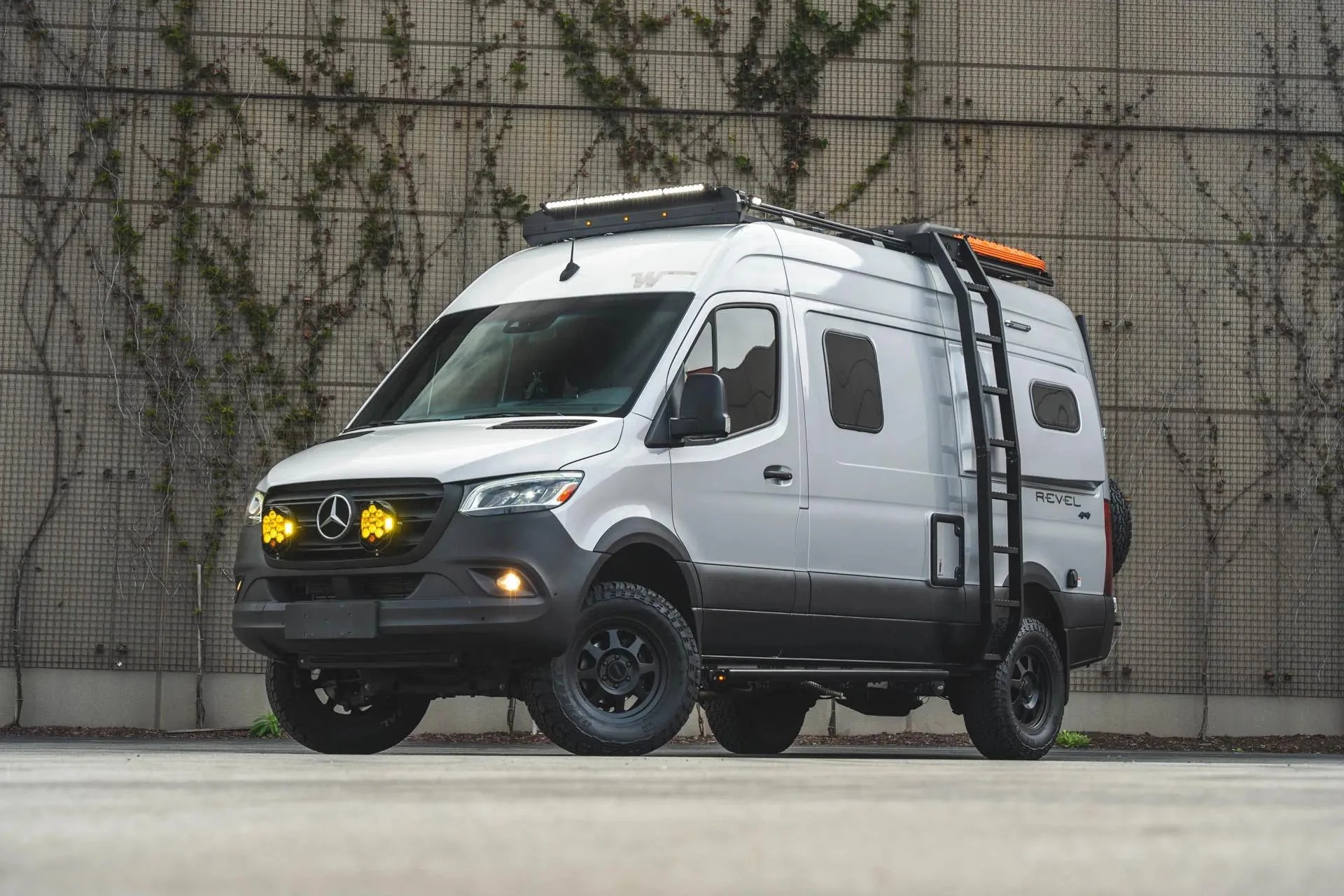 2021 Winnebago Revel