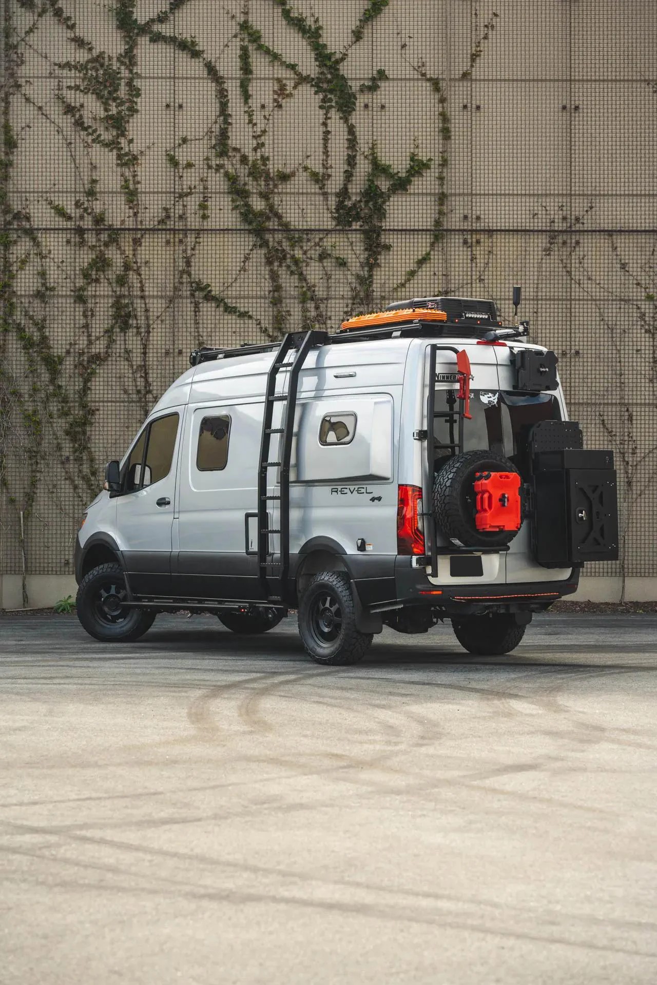 2021 Winnebago Revel
