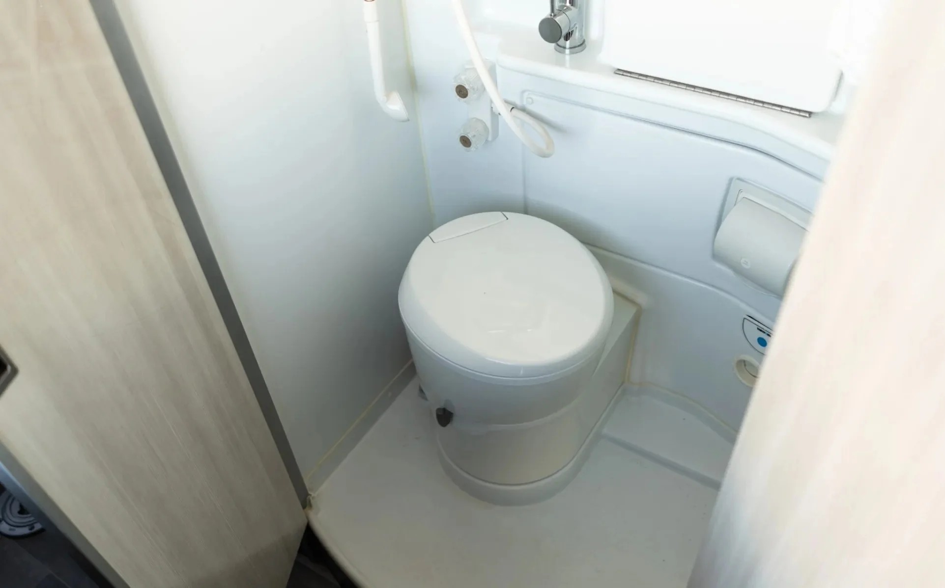 2022 Thor Motor Coach Sanctuary