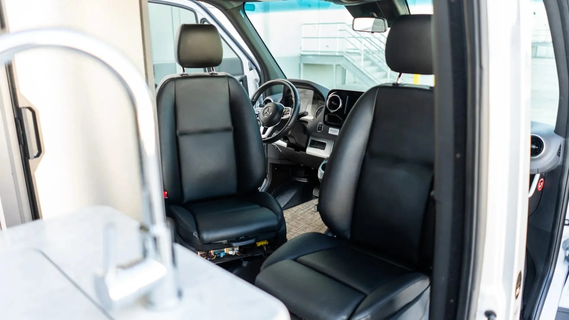 2022 Thor Motor Coach Sanctuary