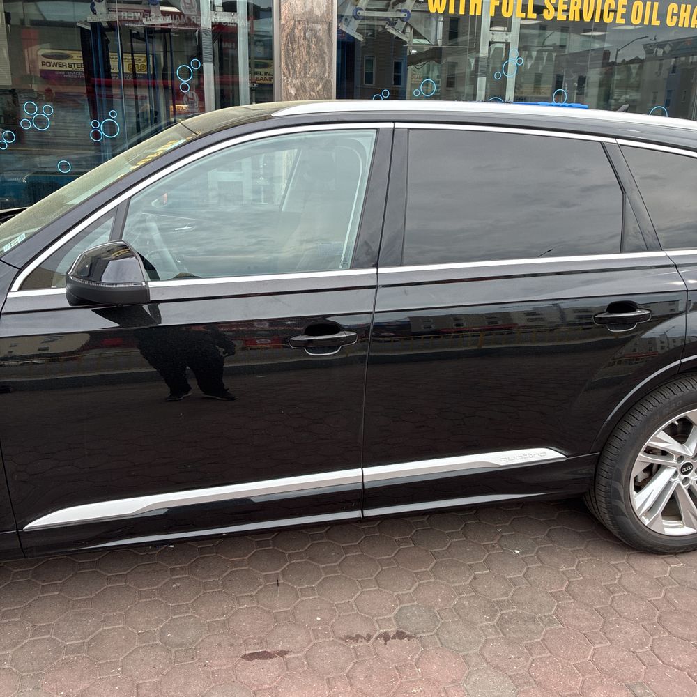 2023 Audi Q7 Prestige