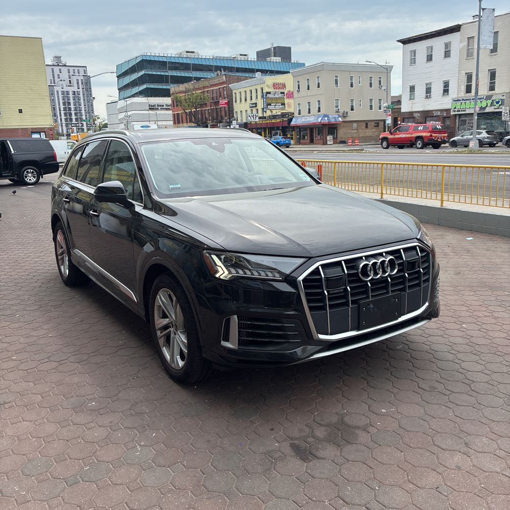 2023 Audi Q7 Prestige