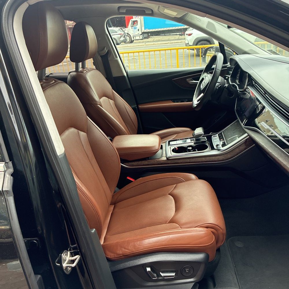2023 Audi Q7 Prestige