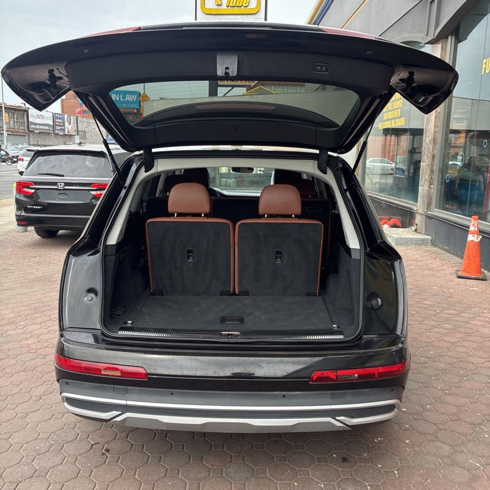 2023 Audi Q7 Prestige