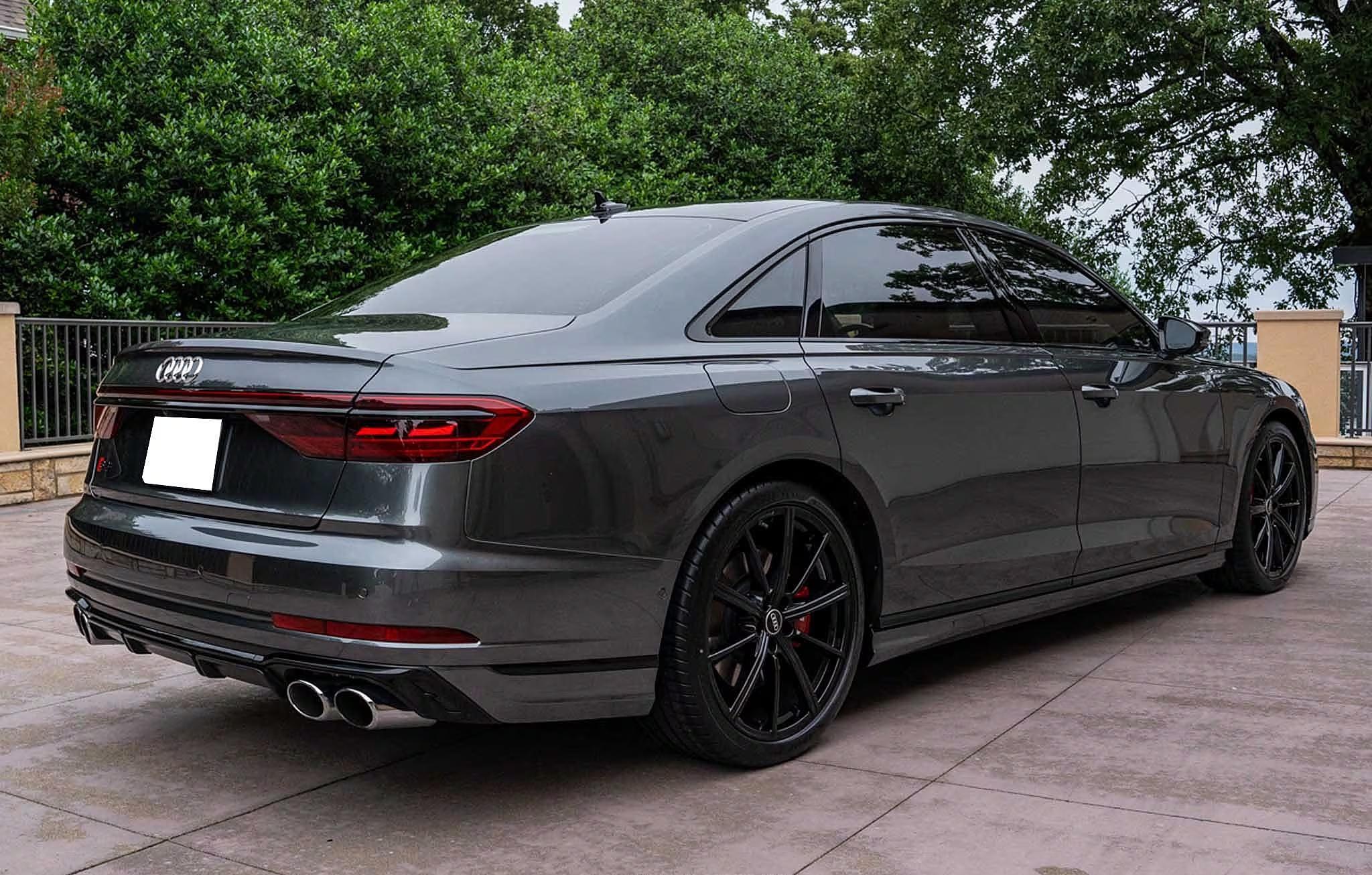 2023 Audi S8
