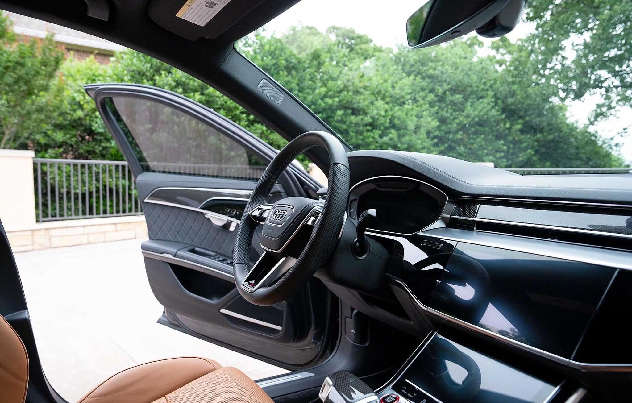 2023 Audi S8