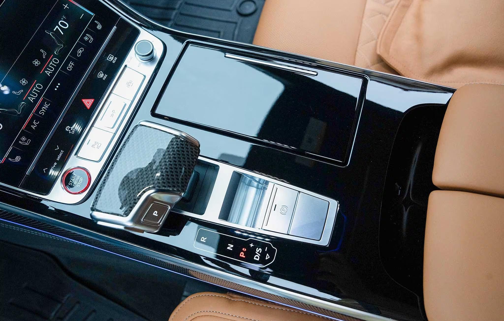 2023 Audi S8