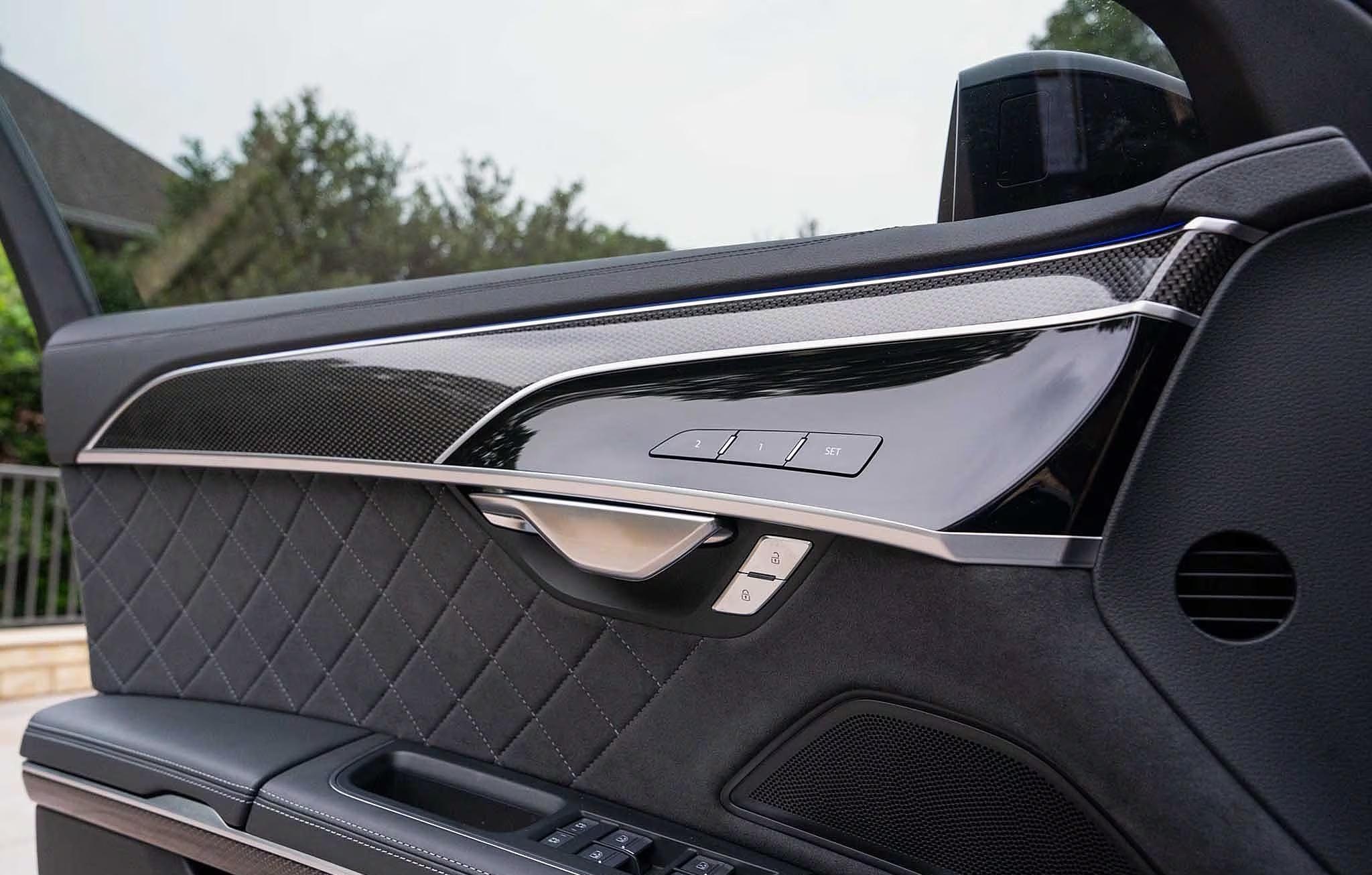 2023 Audi S8