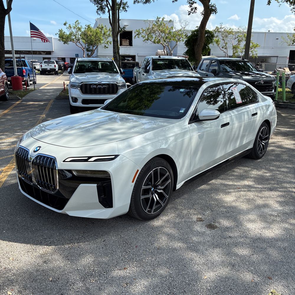 2024 BMW 7 Series 740i
