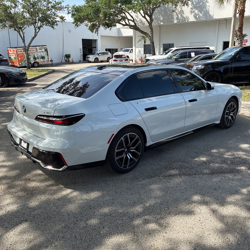 2024 BMW 7 Series 740i