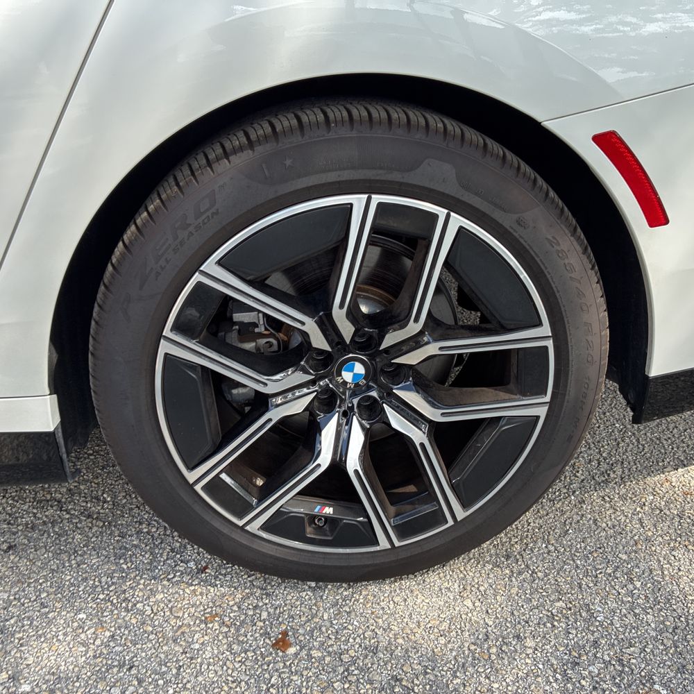 2024 BMW 7 Series 740i