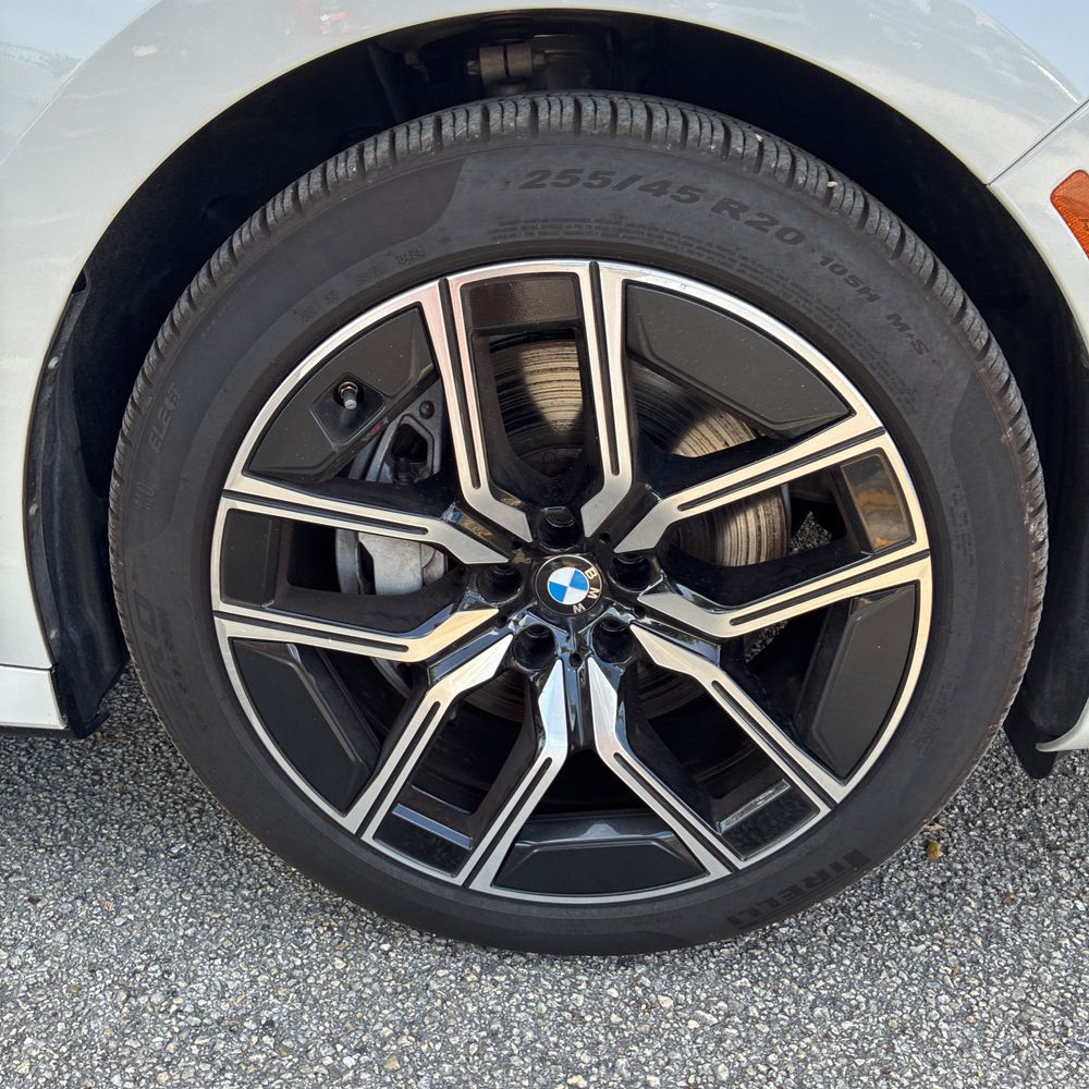 2024 BMW 7 Series 740i