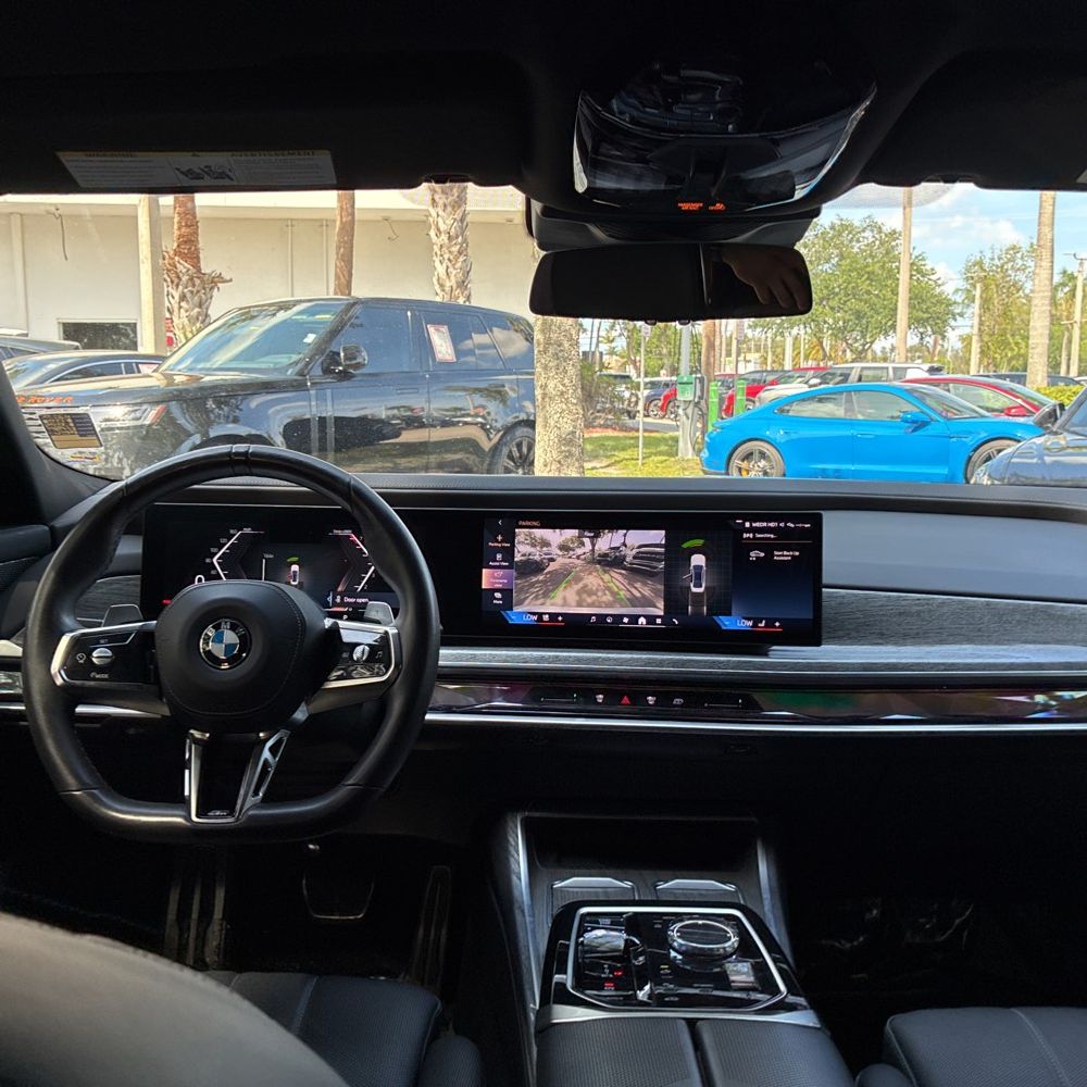 2024 BMW 7 Series 740i