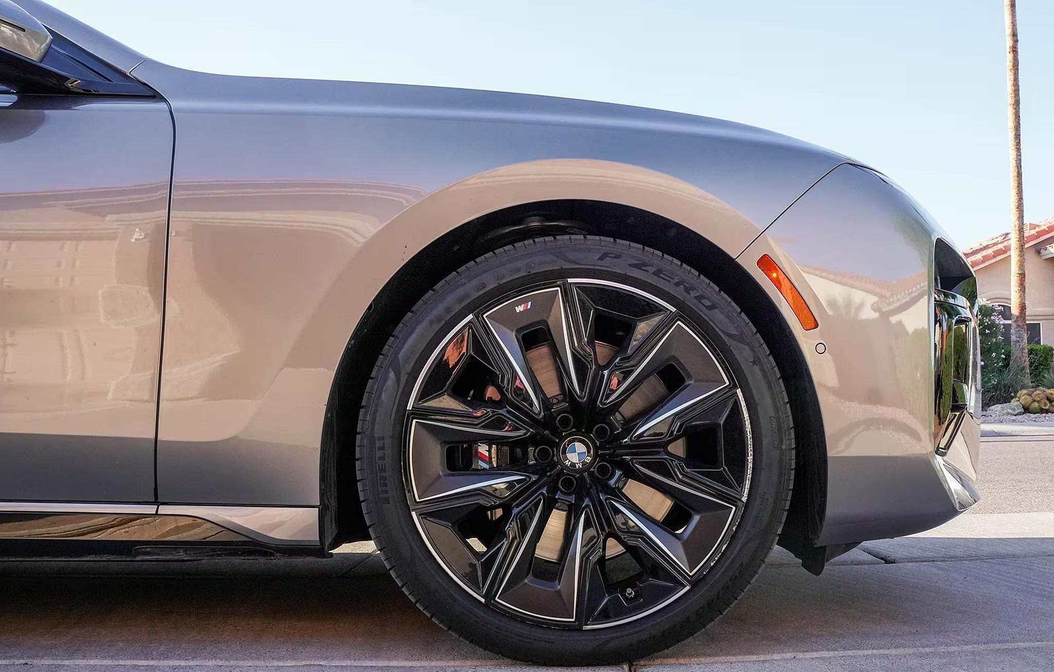 2024 BMW 760i