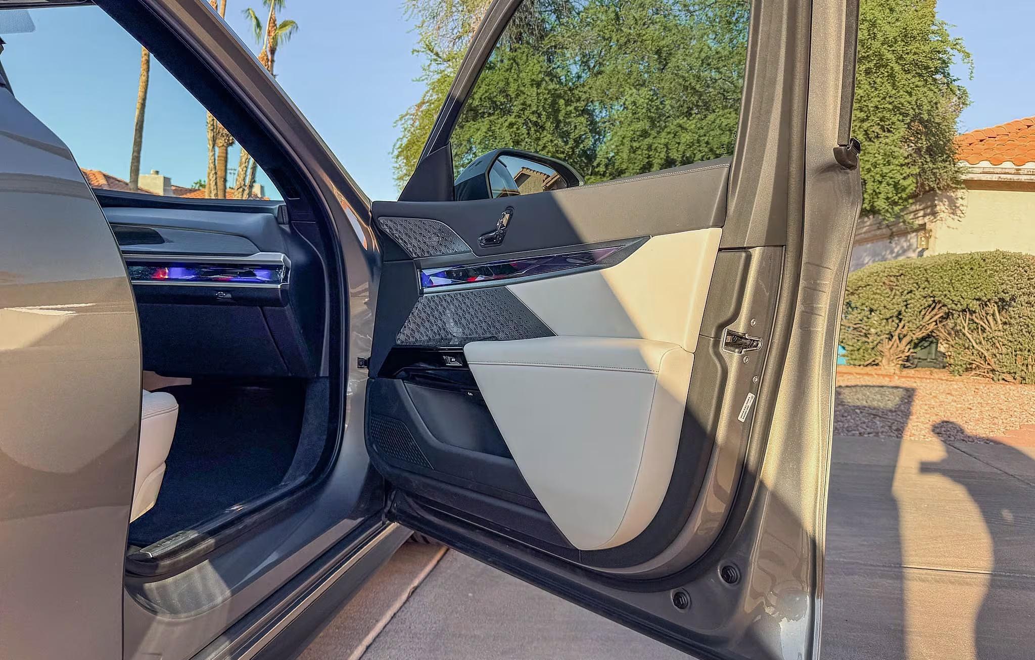 2024 BMW 760i