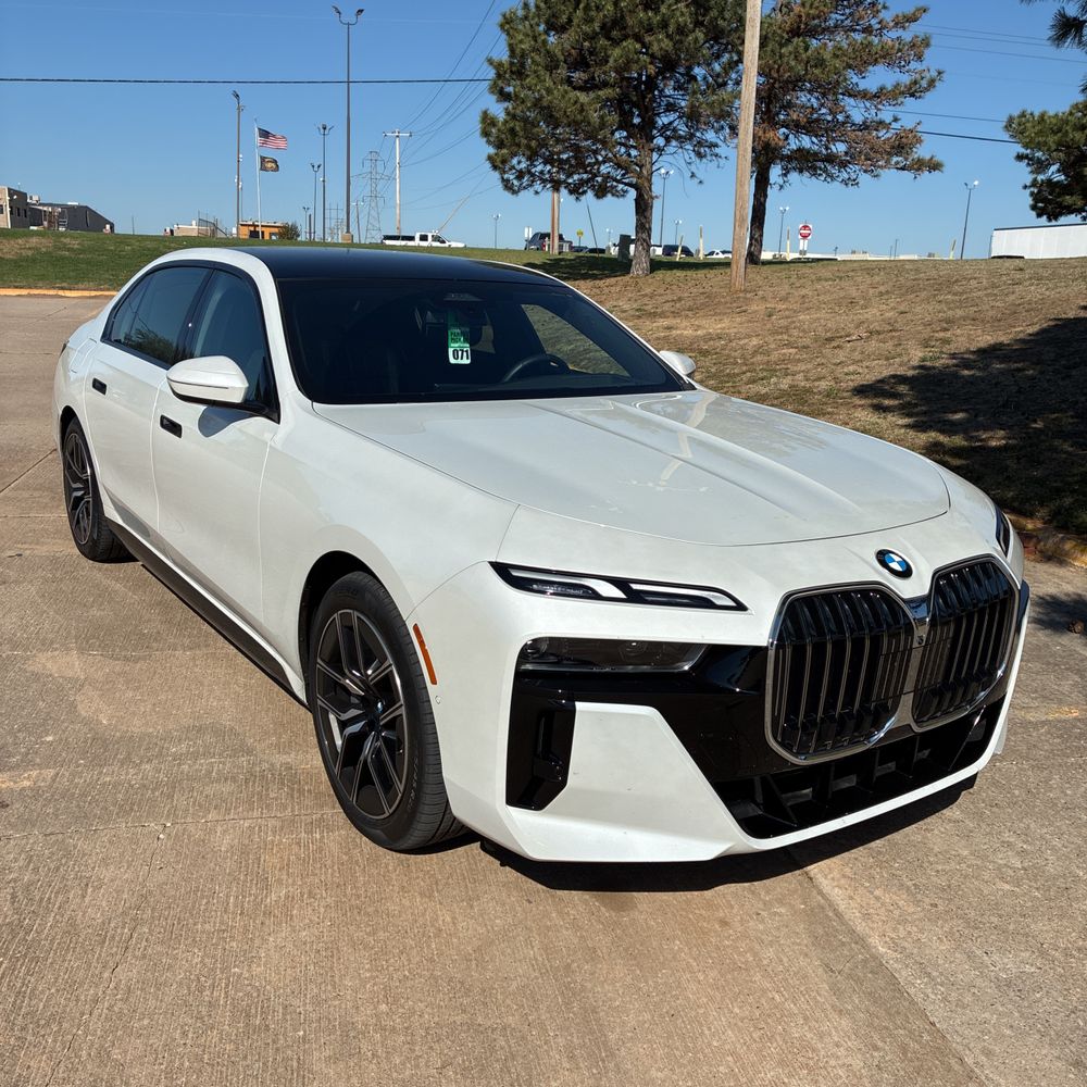 2026 BMW 760i xDrive