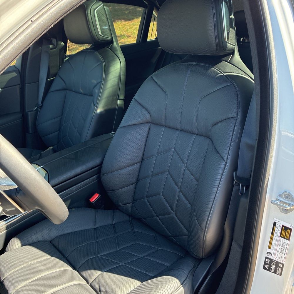 2026 BMW 760i xDrive