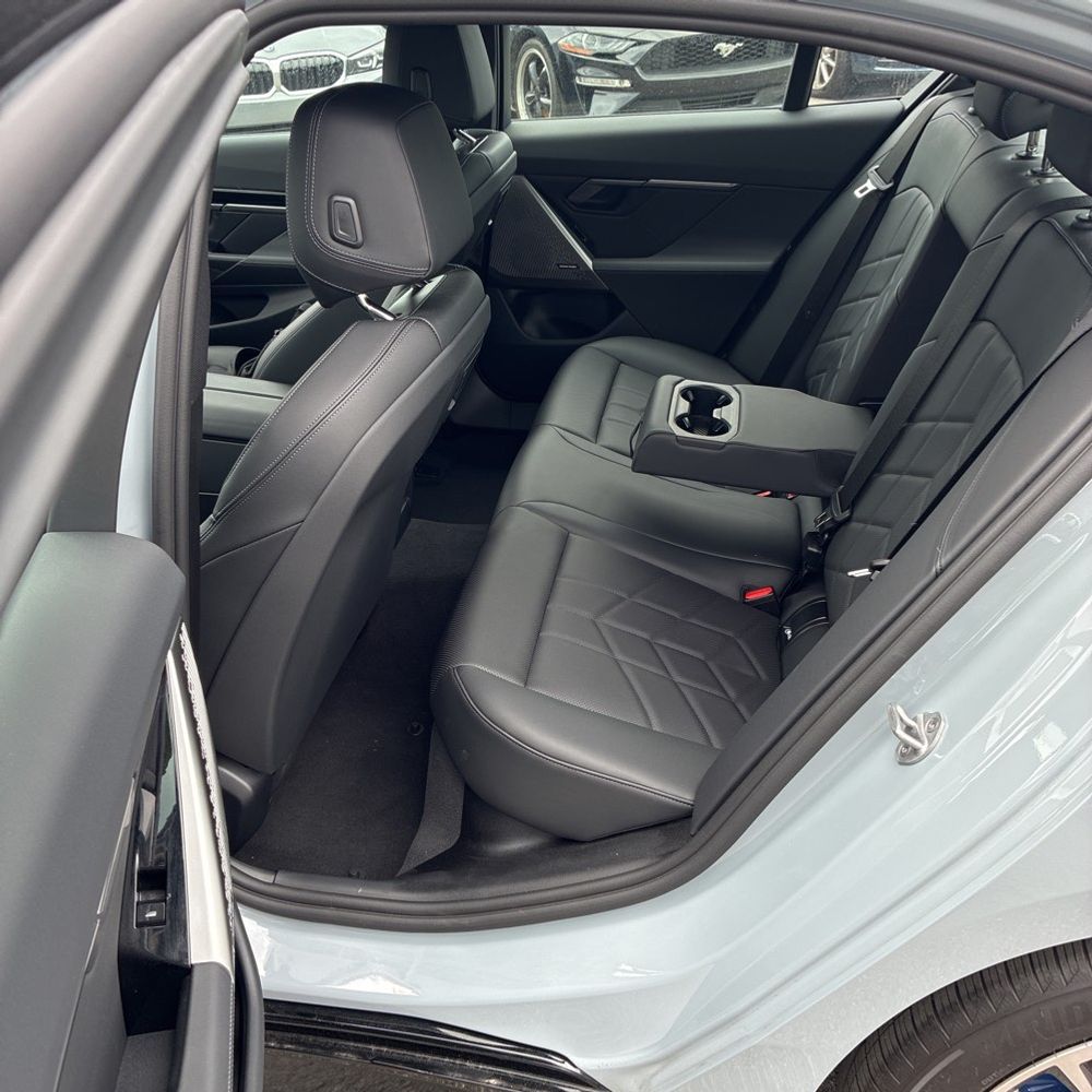 2026 BMW 530i xDrive