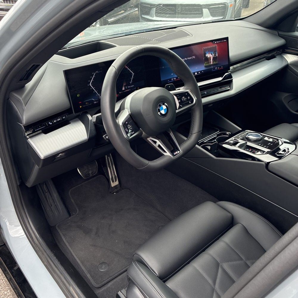 2026 BMW 530i xDrive