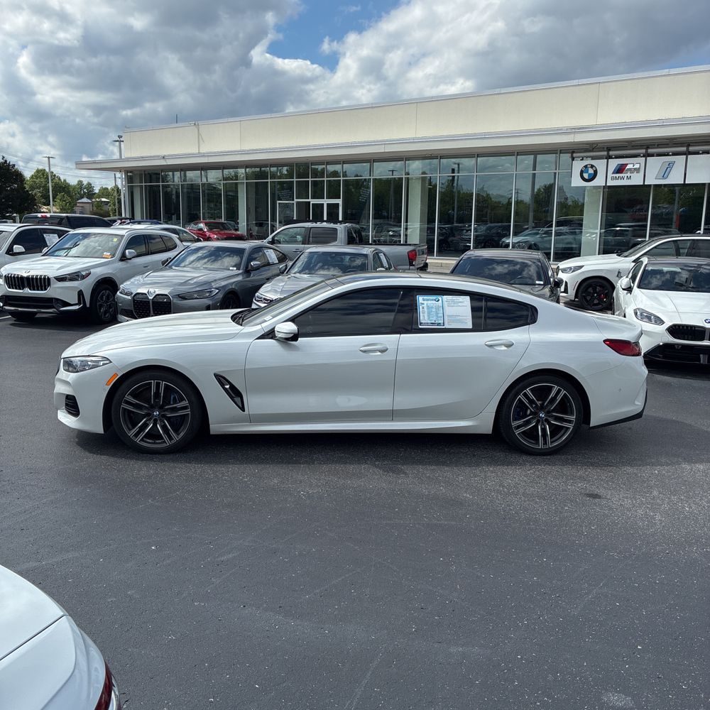 2023 BMW 8-Series i