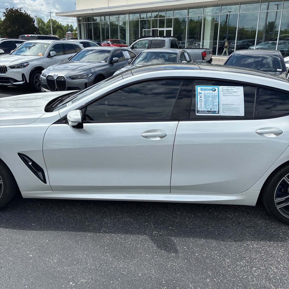 2023 BMW 8-Series i