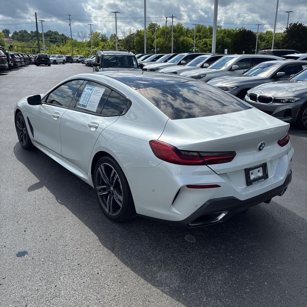 2023 BMW 8-Series i